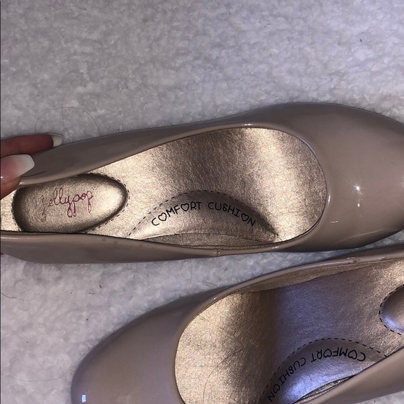 SOLD Nude Soft Toe Pumps - Picture 3 of 4